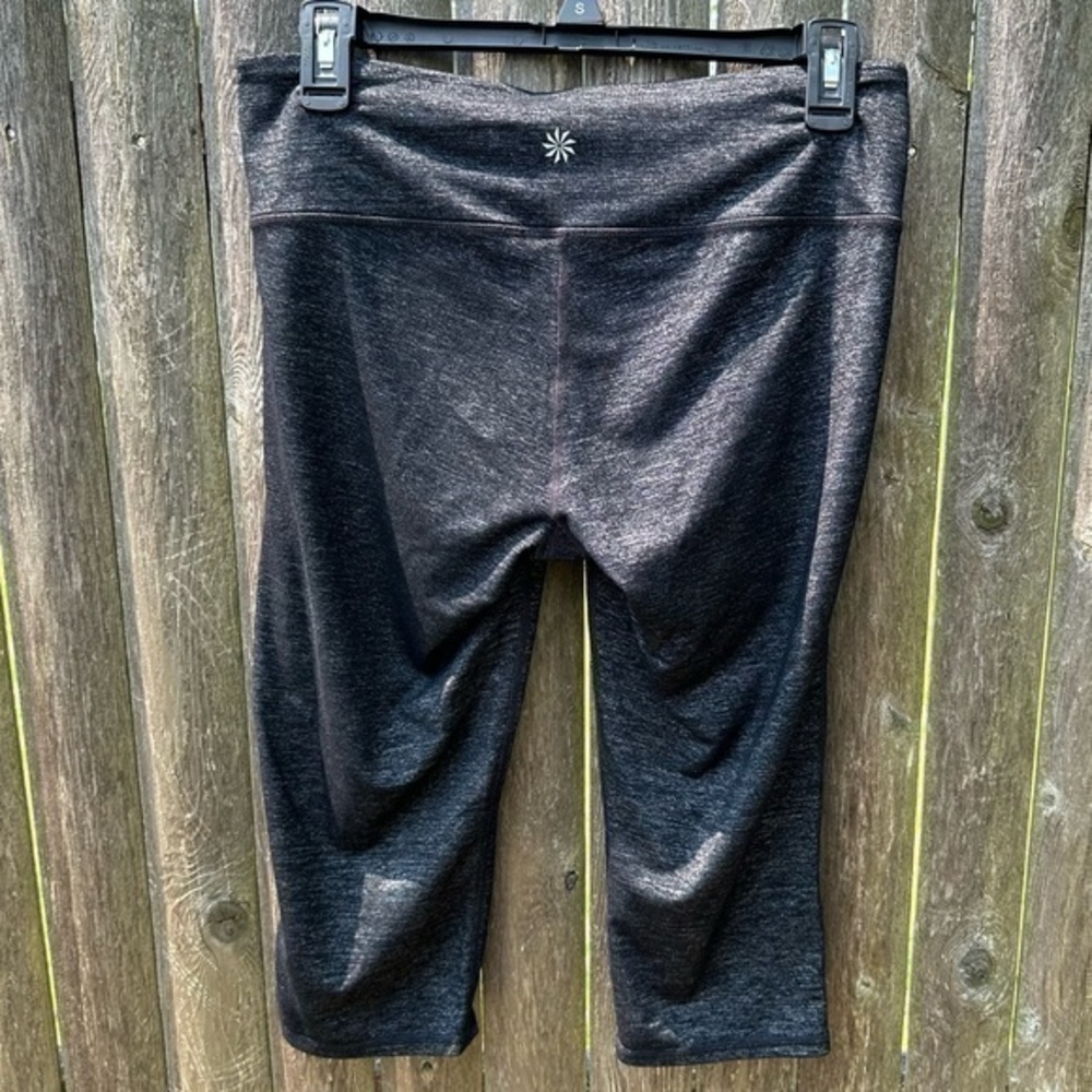 Athleta Women's Capri Leggings in Heather Gray Odyssey Chaturanga - 268529 (Med) - Picture 3 of 9